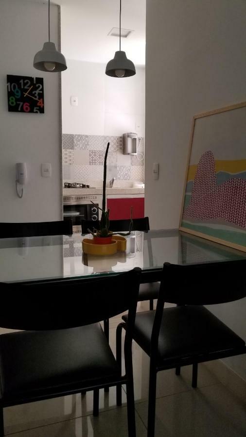 Apartamento em Copacabana - Rua Bolívar - 2 Quartos - Excelente Localização Rio de Janeiro Extérieur photo